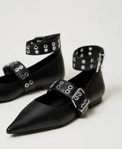 Ballerina Mit Riemen