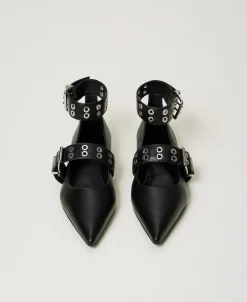 Ballerina Mit Riemen