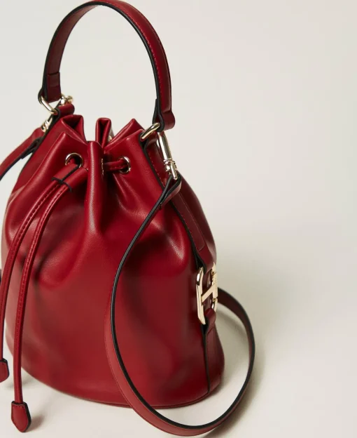 Beuteltasche Mit „Oval T“-Schnalle