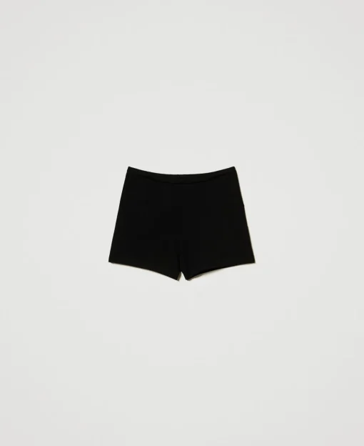 Figurbetonte Strickshorts