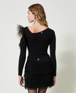 Figurbetonter Pullover Mit Cut-out Und Tüll