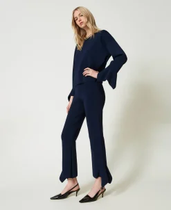 Flare-Hose Aus Gestrick Mit Volants