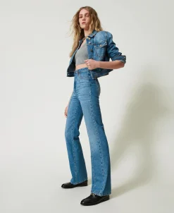 Flare-Jeansmit Fünf Taschen