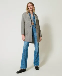 Flare-Jeansmit Fünf Taschen