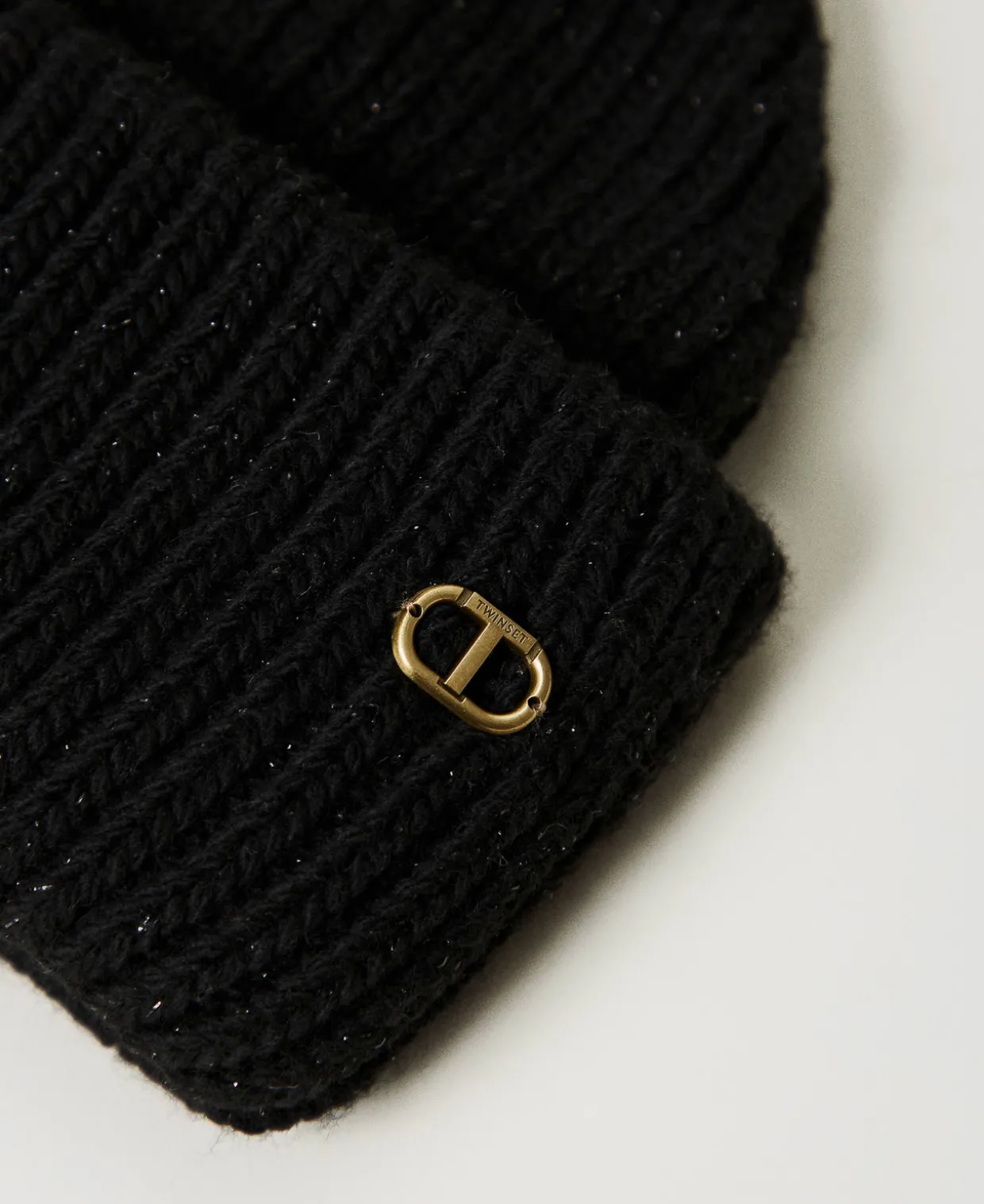 Gerippte Strickmütze Mit Oval T