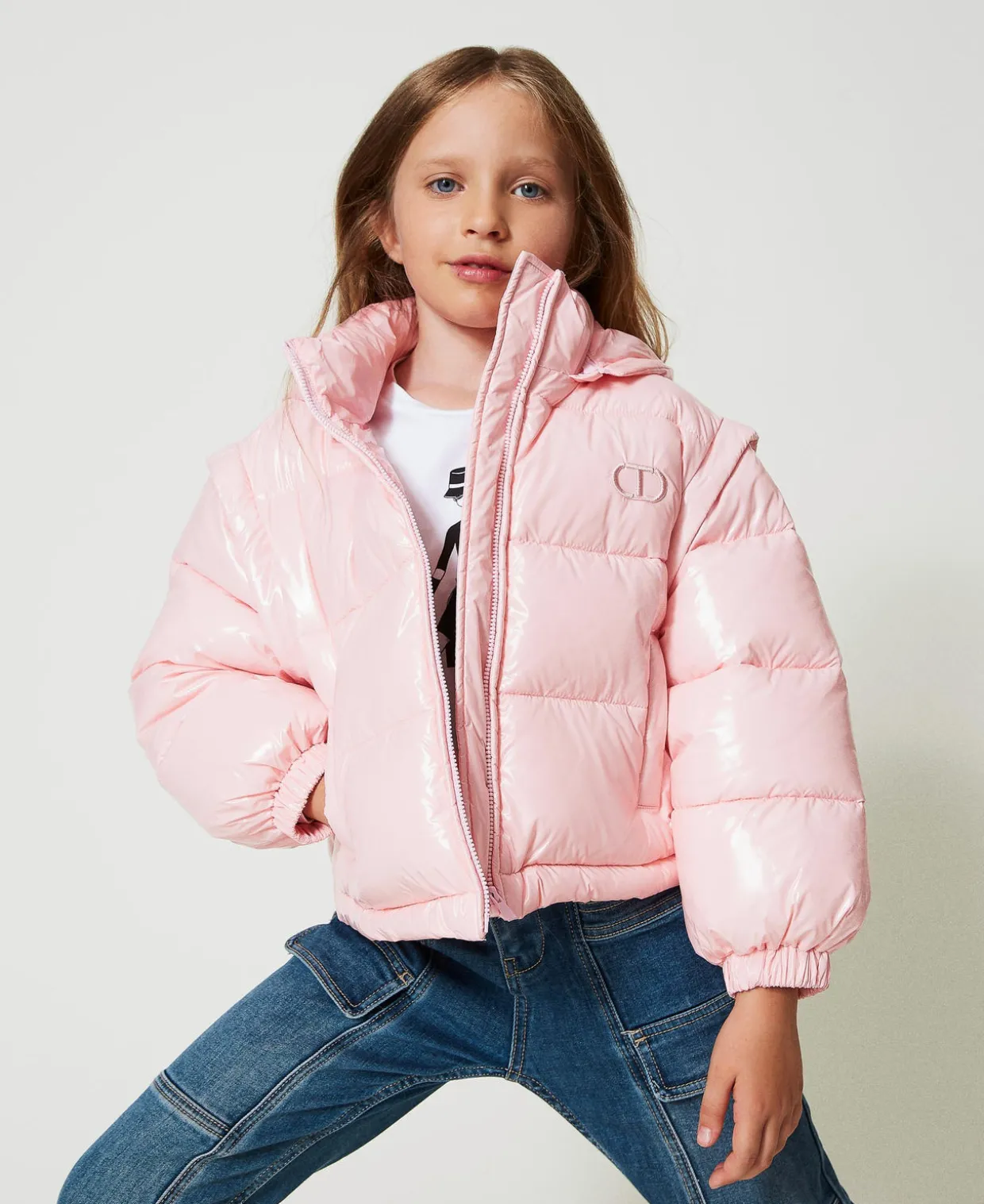 Glänzende Steppjacke Mit Sticklogo