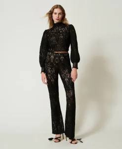 Häkelhose Mit Blumendessin