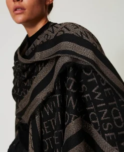 Jacquardponcho Mit Logos