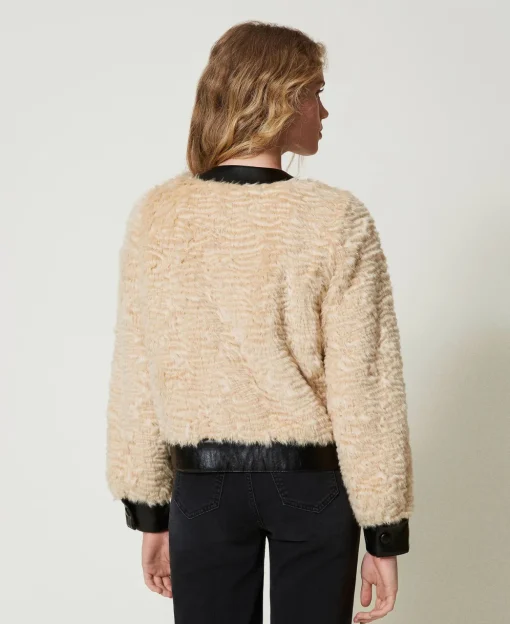 Kastenjacke Aus Pelzimitat
