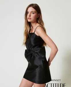 Kurzes Kleid Aus Mikado-Twill Mit Schleife