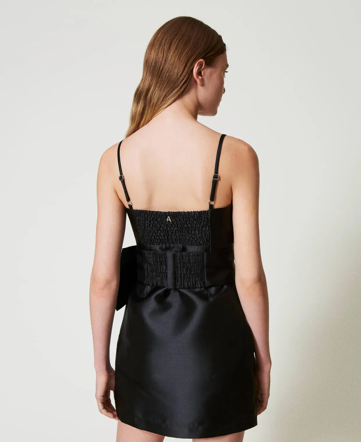 Kurzes Kleid Aus Mikado-Twill Mit Schleife