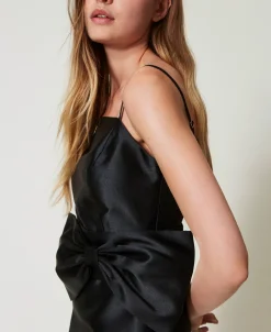 Kurzes Kleid Aus Mikado-Twill Mit Schleife