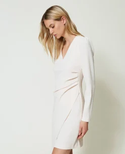 Kurzes Kleid Mit „Oval T“-Kettchen