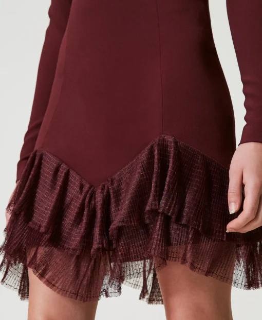 Kurzes Kleid Mit Plissierten Tüllvolants
