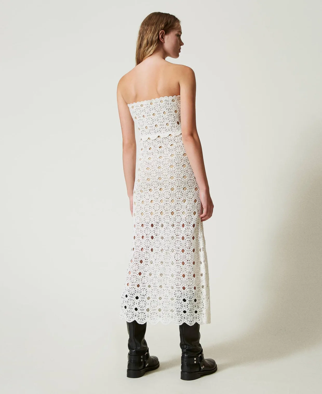 Maxibustierkleid Aus Häkelarbeit