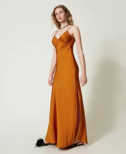 Maxikleid Aus Satin Mit Schmalen Trägern