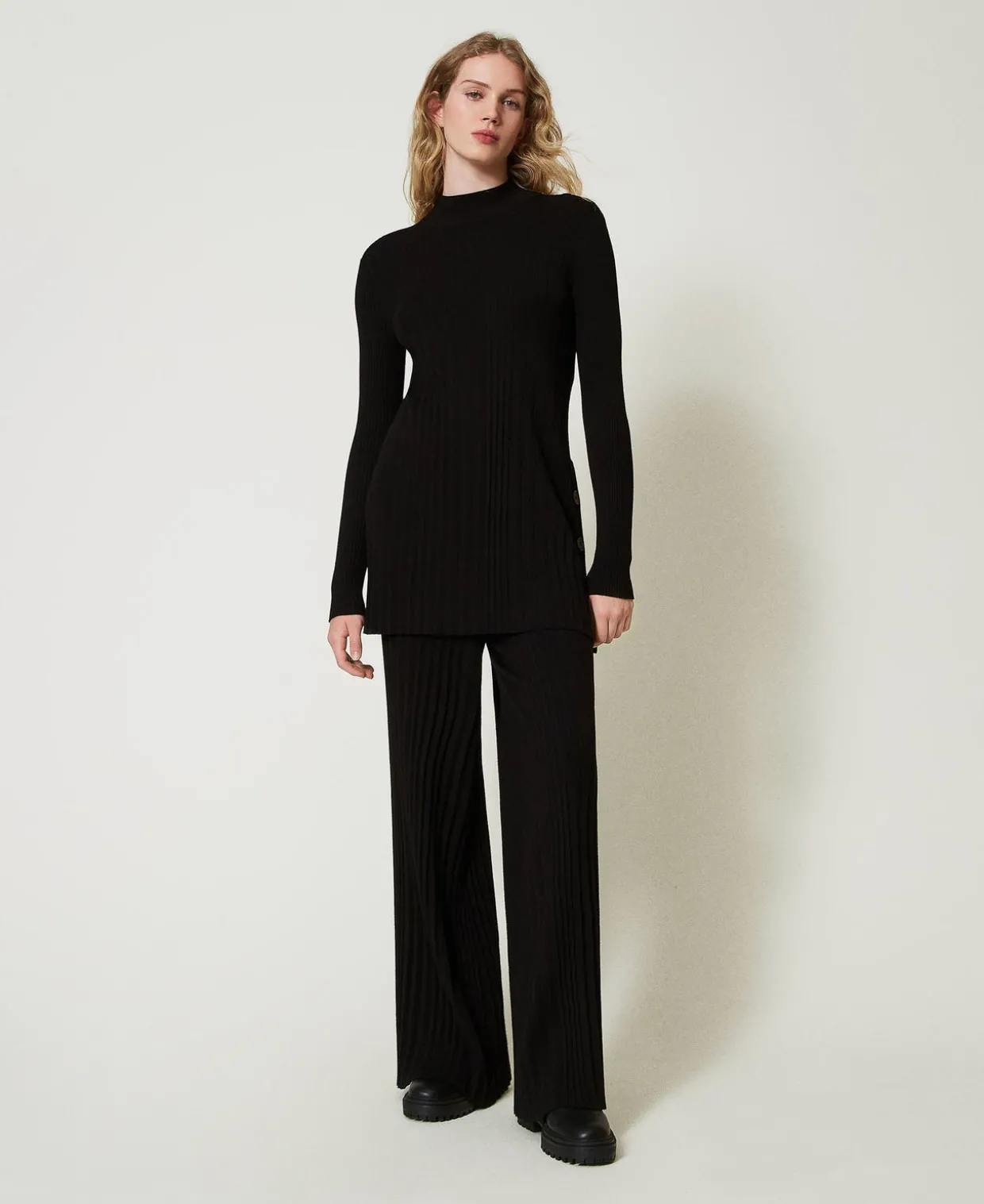 Maxi-Plisseepullover Mit Knöpfen