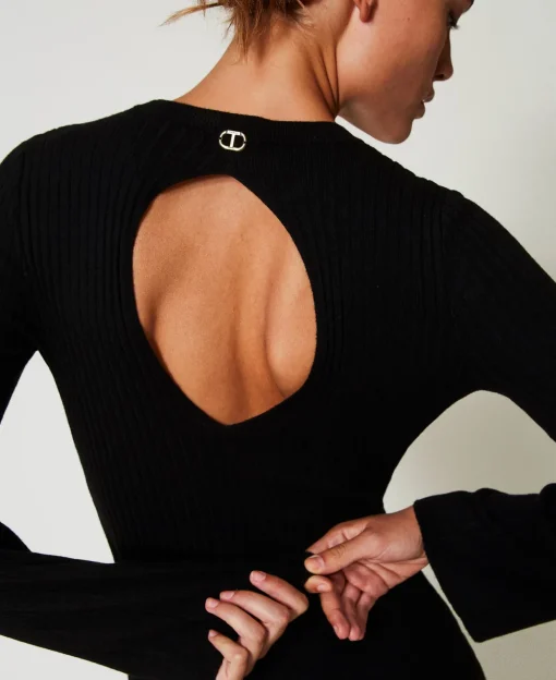 Maxi-Strickkleid Mit Rippenmuster Und Cut-out
