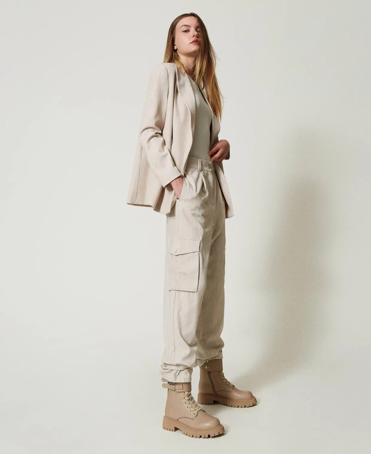 MYFO Cargohose Mit Stickerei