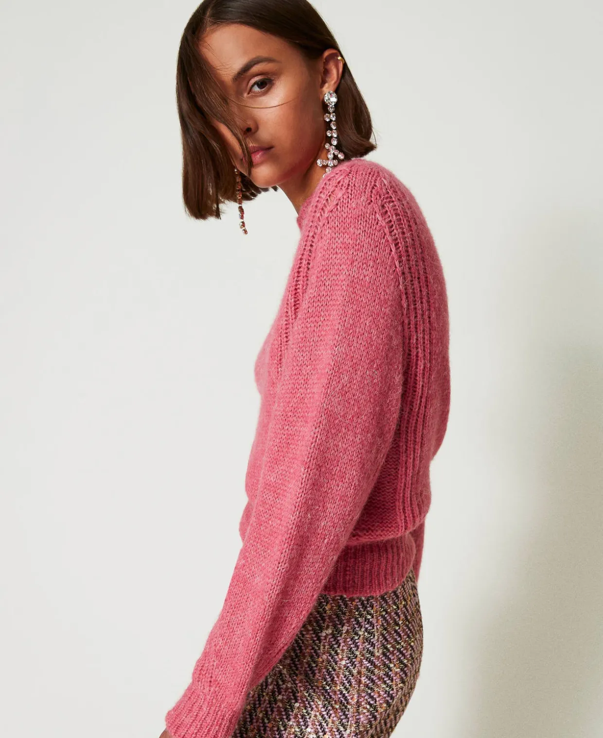 Nahtloser Stehkragenpullover Aus Wollmischung