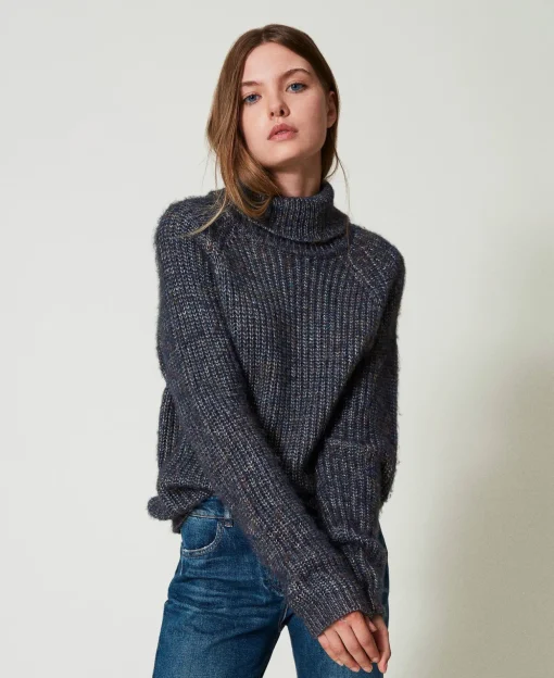 Pullover Aus Mehrfarbigem Garn Mit Lurex