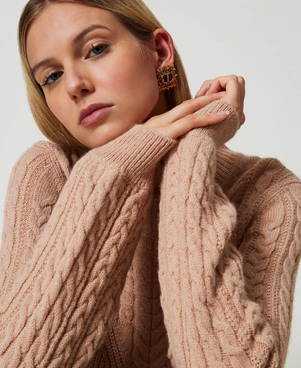 Pullover Aus Wollmischung Mit Zopfmuster