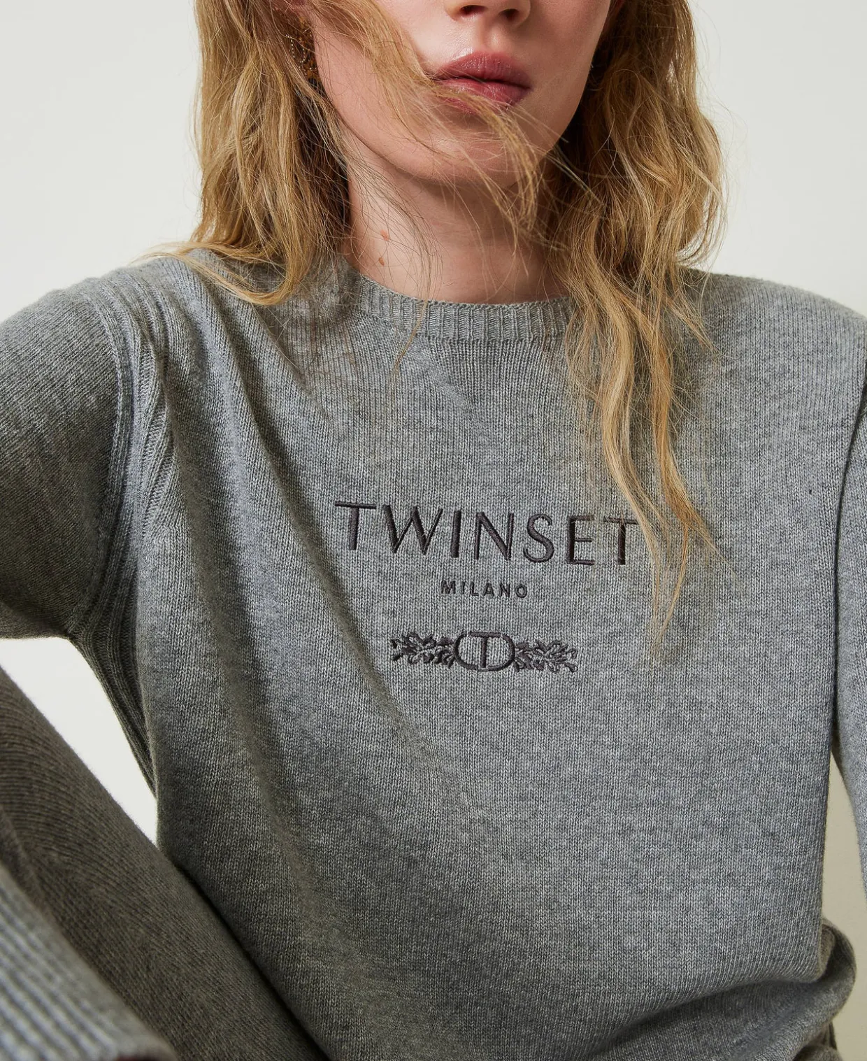 Pullover Aus Wollmischung Mit Sticklogo