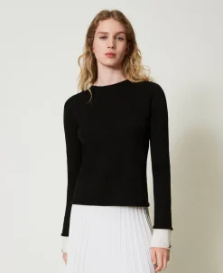 Pullover Mit Kontrastdetails Und Oval Ts