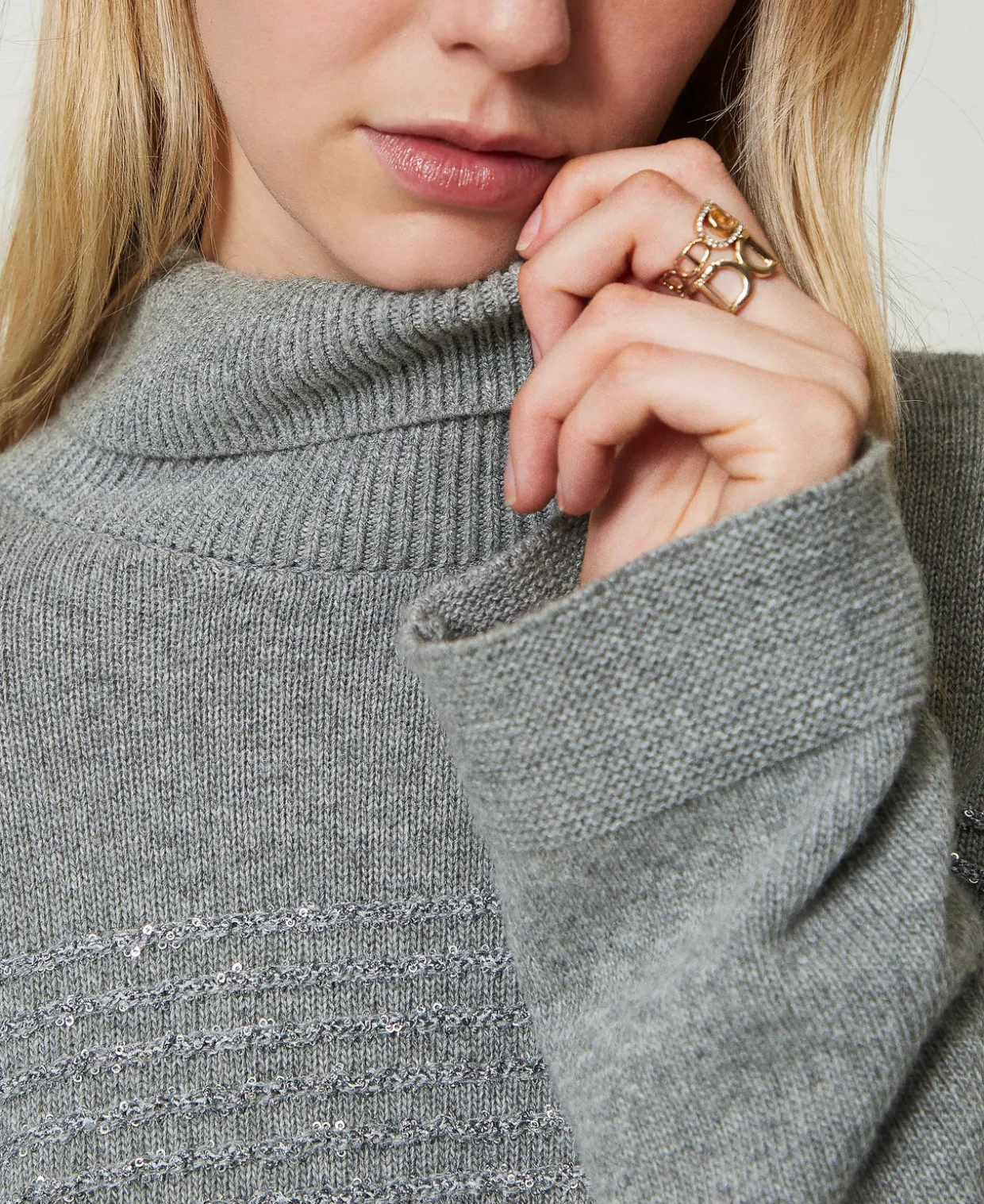 Rollkragenpullover Aus Wollmischung Mit Pailletten