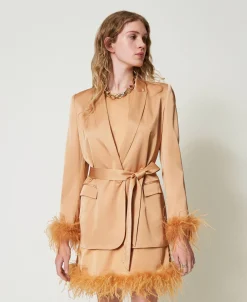 Satinblazer Mit Federn