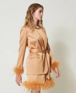 Satinblazer Mit Federn