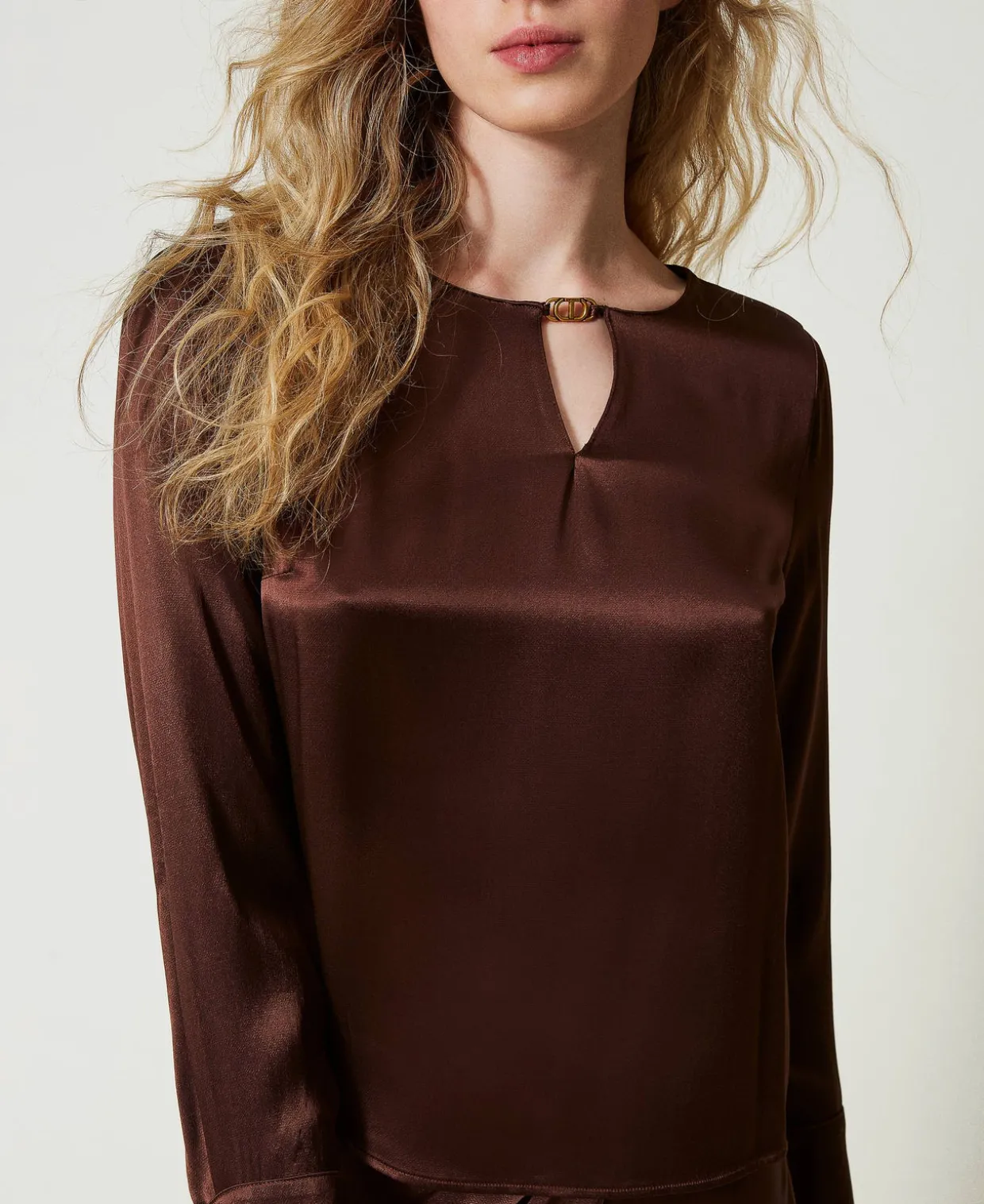 Satinbluse Mit Oval T