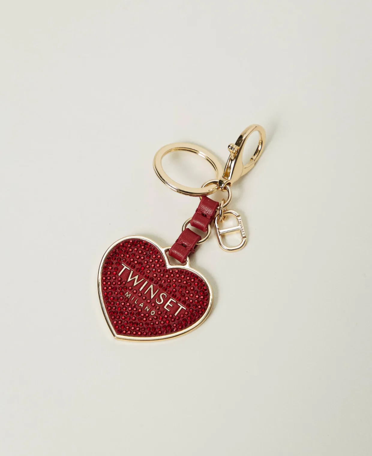 Schlüsselanhänger Mit Strassbesetztem Logoherz