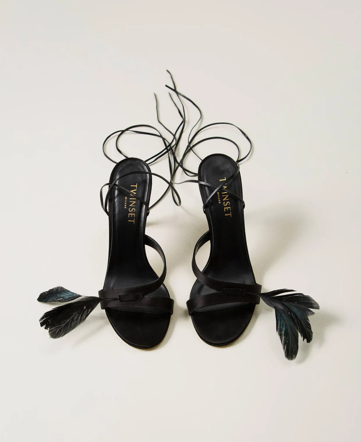 Schnürsandalette Mit Federn