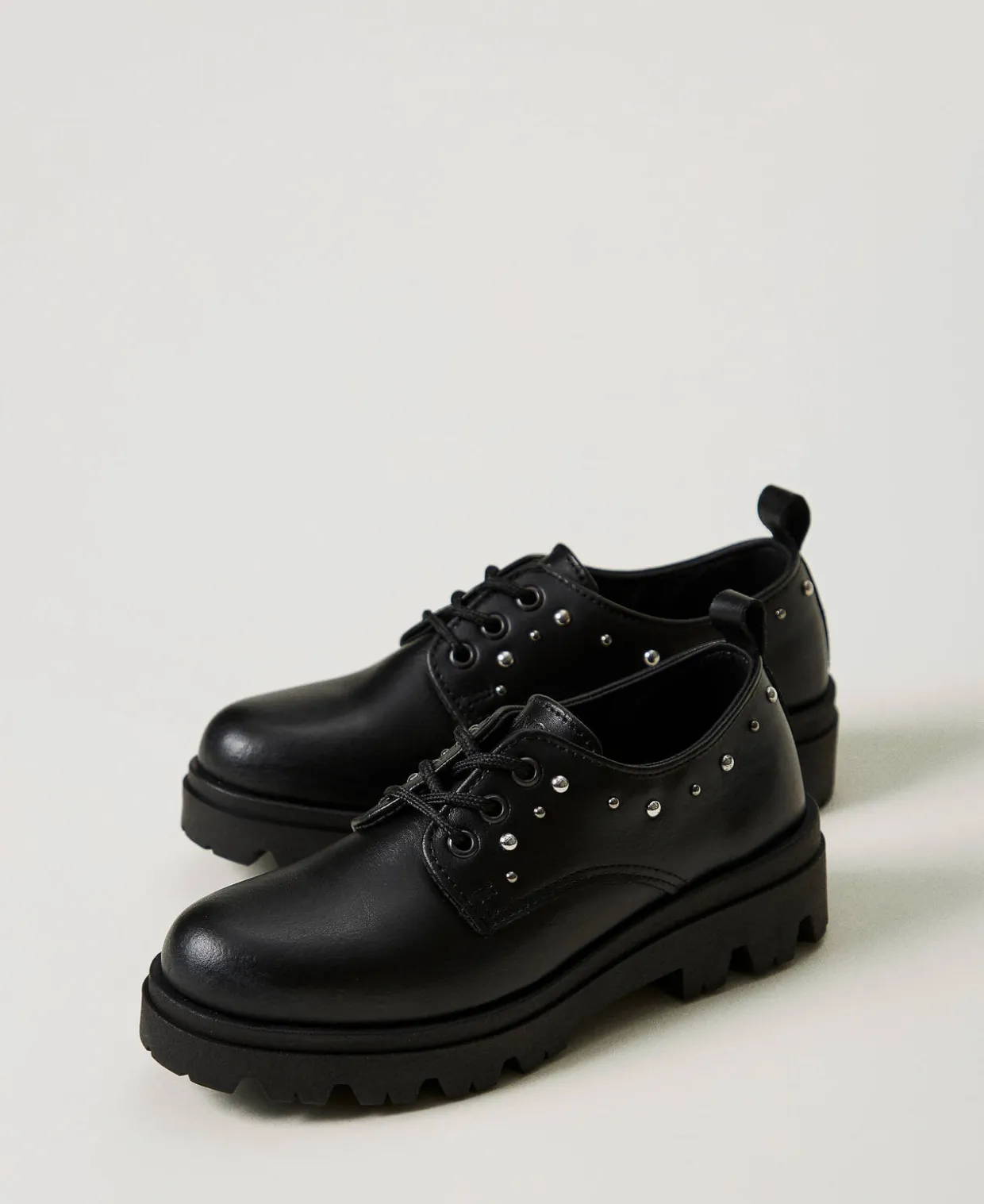 Schnürschuh Aus Leder