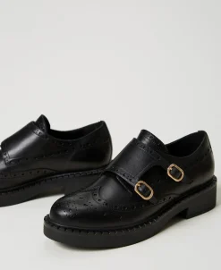 Schuhe Aus Leder Mit Riemchen