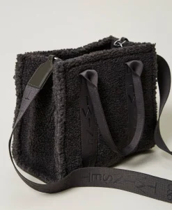 Shopper Aus Pelzimitat Im Teddylook