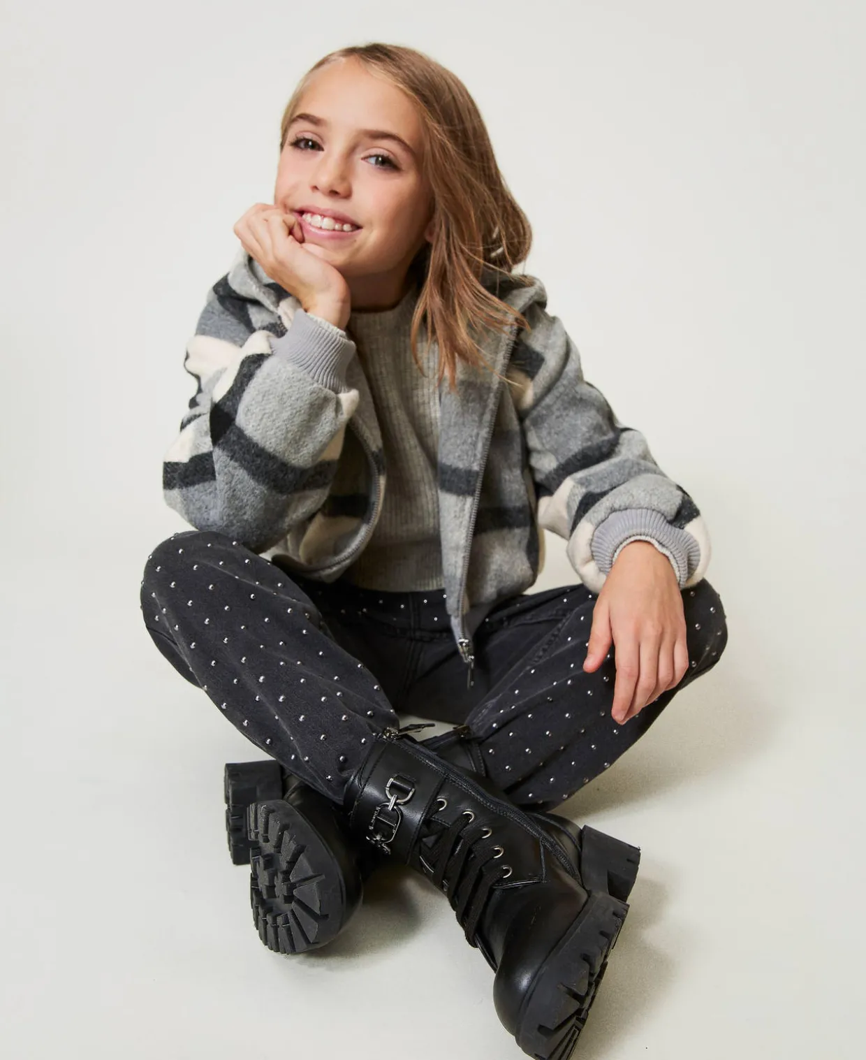 Stiefelette Aus Leder Mit Riemen