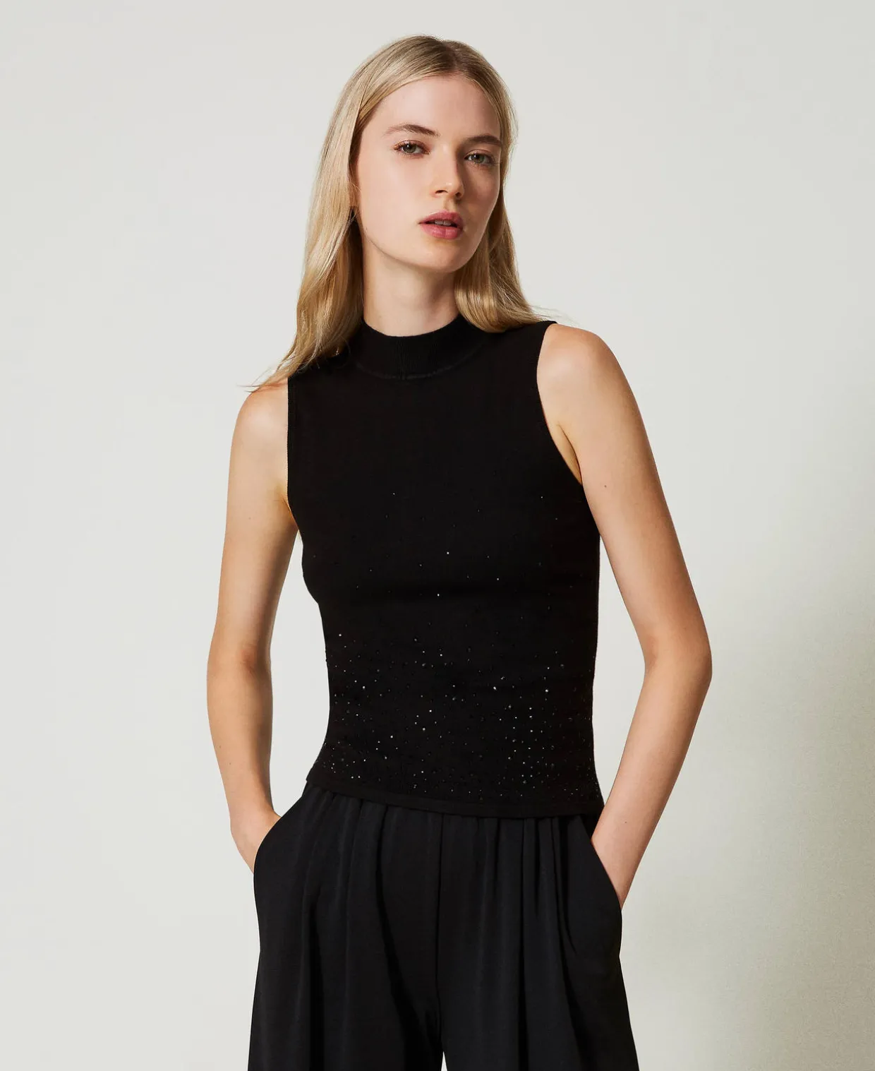 Stricktop Mit Strass Im Dégradé