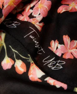 Tuch Mit Blumenprint
