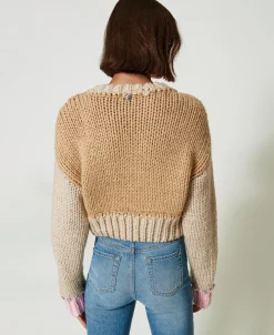 Von Hand Bestickter Color-Block-Pullover