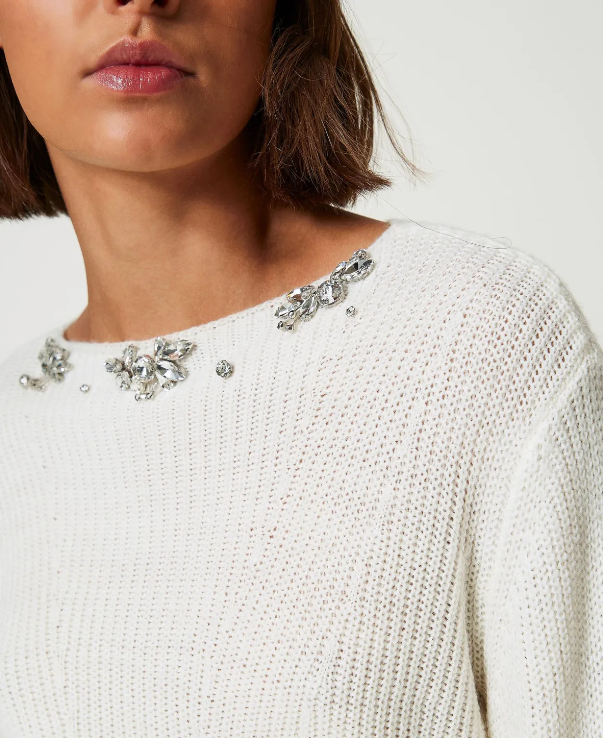 Von Hand Bestickter Pullover