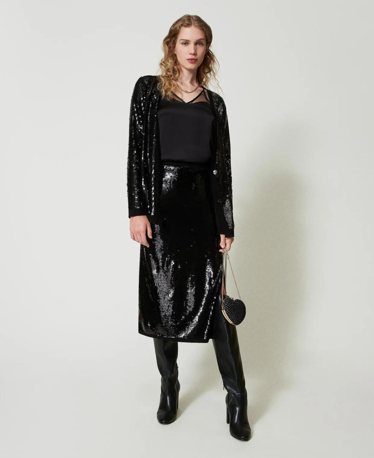 Zweireihiger Cardigan Mit Alloverpailletten